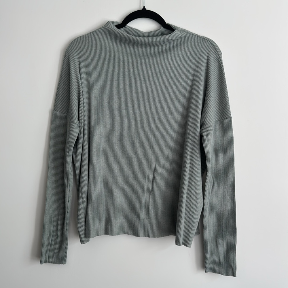 Lucky Brand Gray Sweater Size M